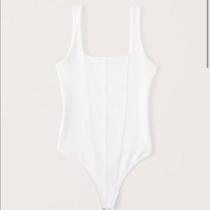 ABERCROMBIE - BRAND NEW Double Layered Seamless Bodysuit Large